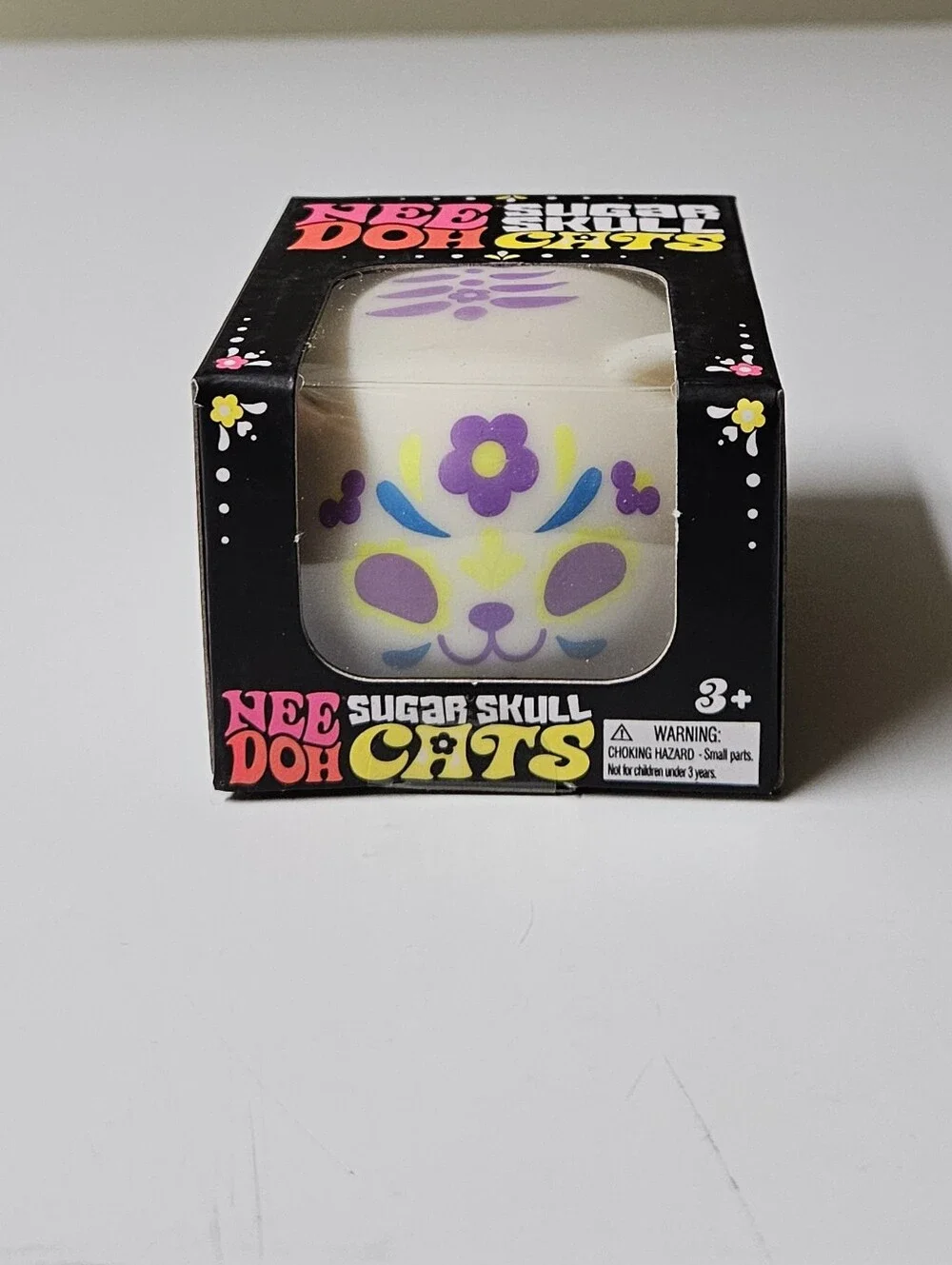 Scyhlling Needoh Sugar Skull Cat Glow In The Dark 100%   Authentic New Squishy